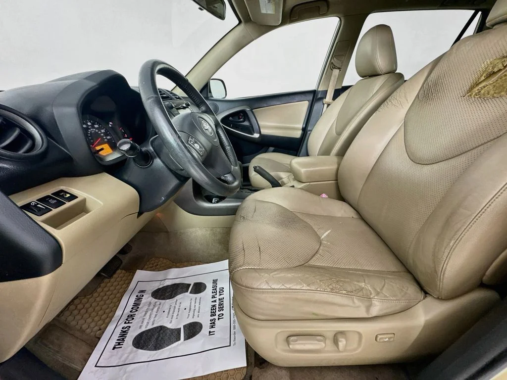 Used 2009 Sandy Beach Metallic Toyota Limited image 23