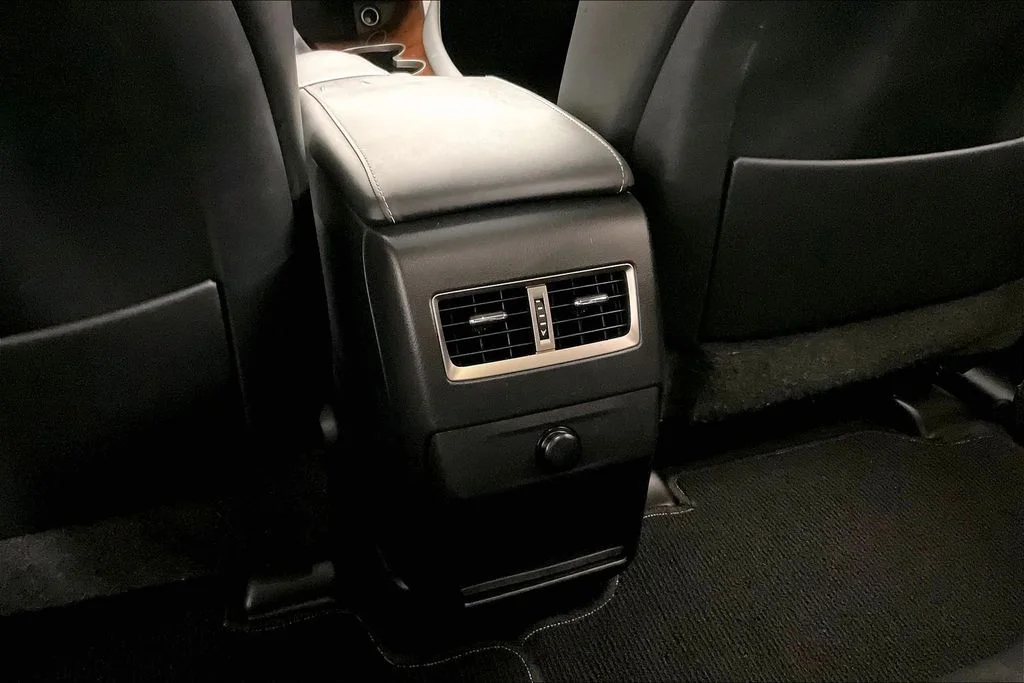 Used 2017 White Lexus 350 image 37