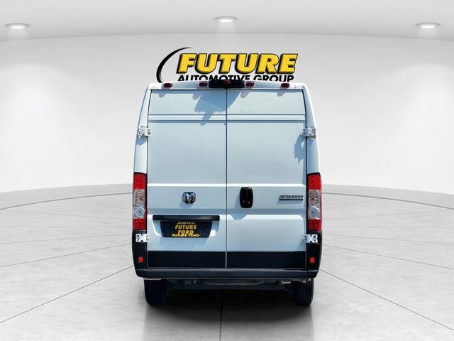 Used 2025 White Ram High Roof image 5