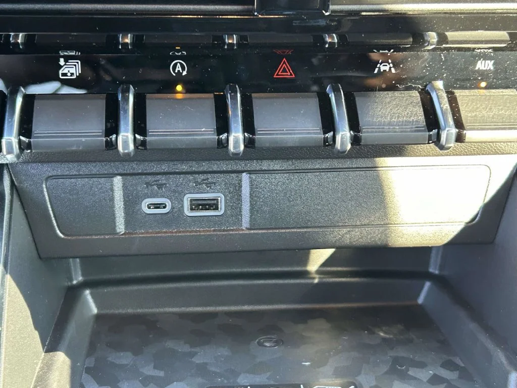 New 2026 Summit White GMC Denali image 22