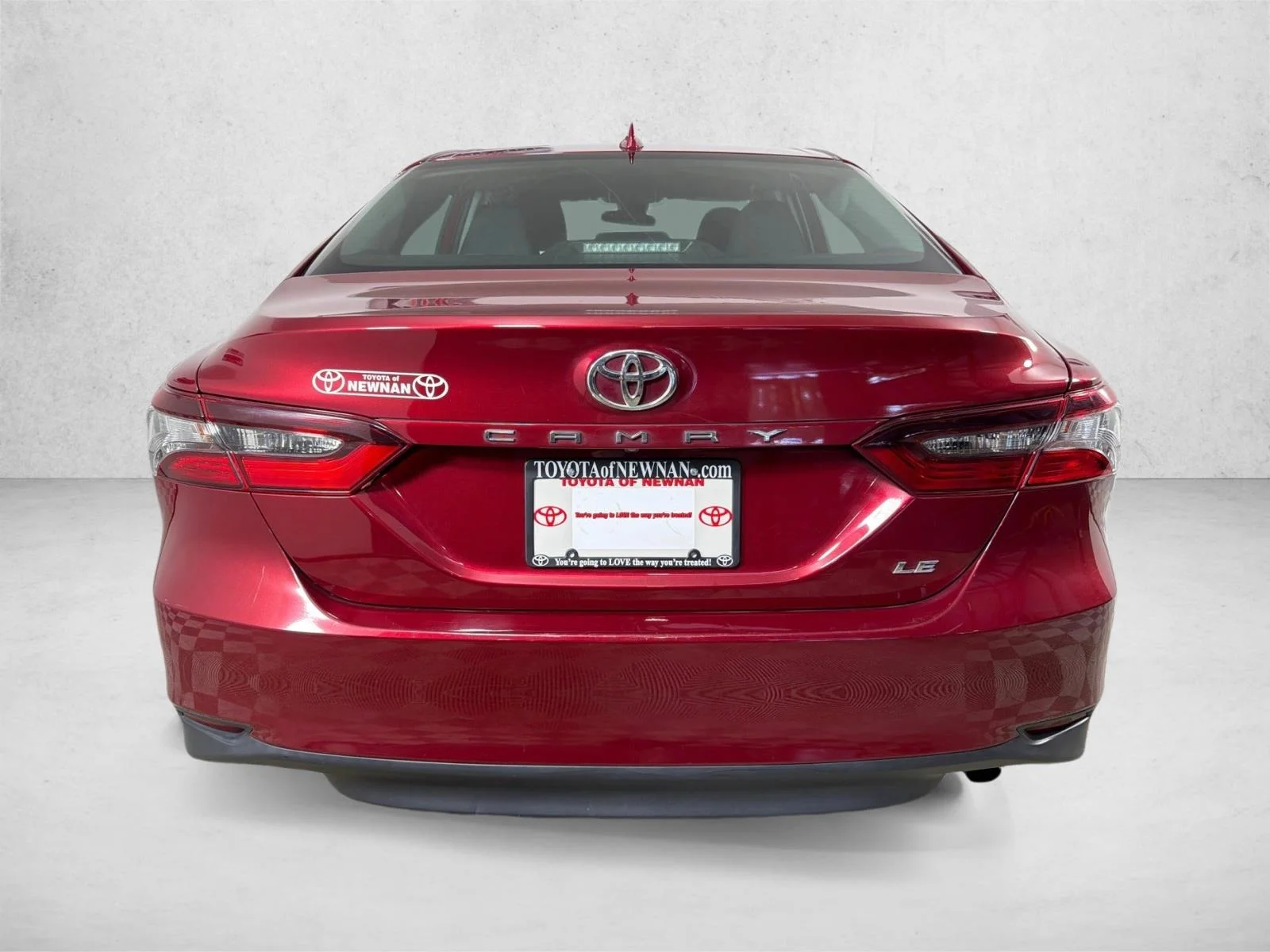Used 2022 Red Toyota LE image 4