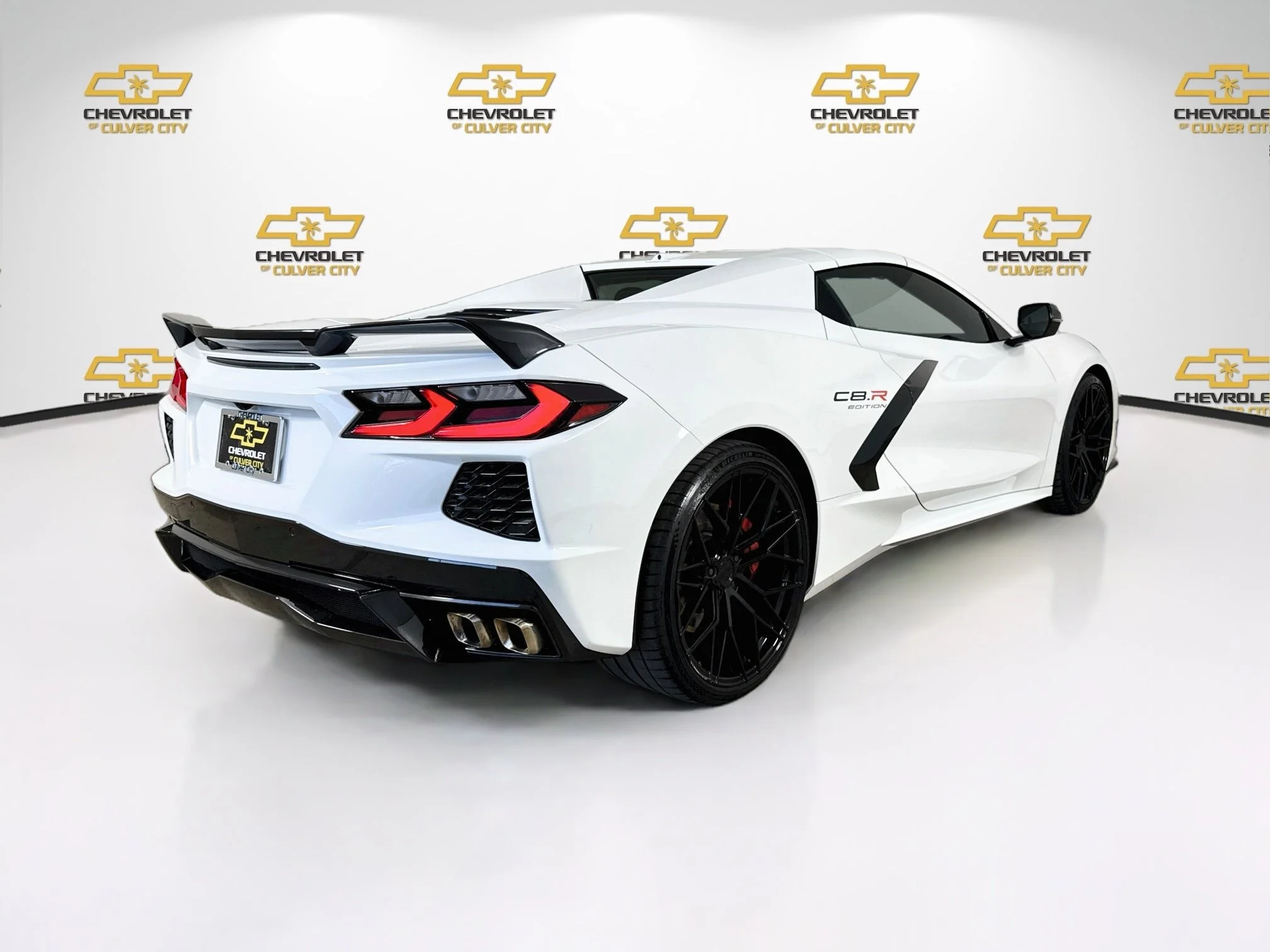 Used 2020 ARCTIC WHITE Chevrolet 1LT image 8