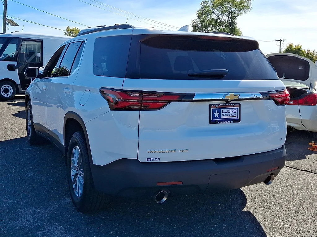 Used 2023 White Chevrolet LT image 9