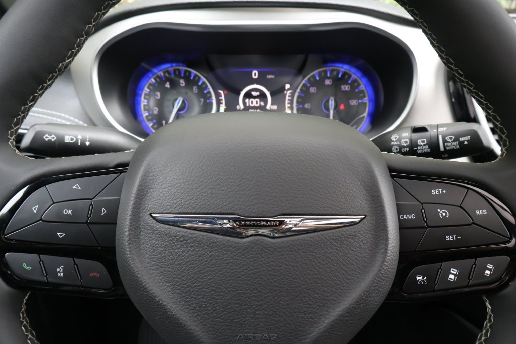 2024 Chrysler Pacifica Limited - Photo 30
