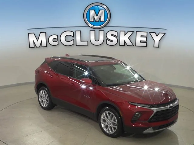 Used 2025 Red Chevrolet LT image 34