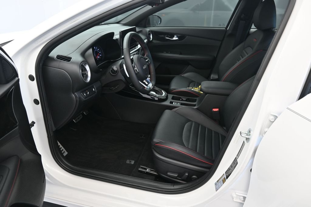 Used 2023 Snow White Pearl Kia GT image 16