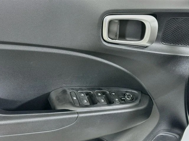 New 2026 Hyundai VENUE SE