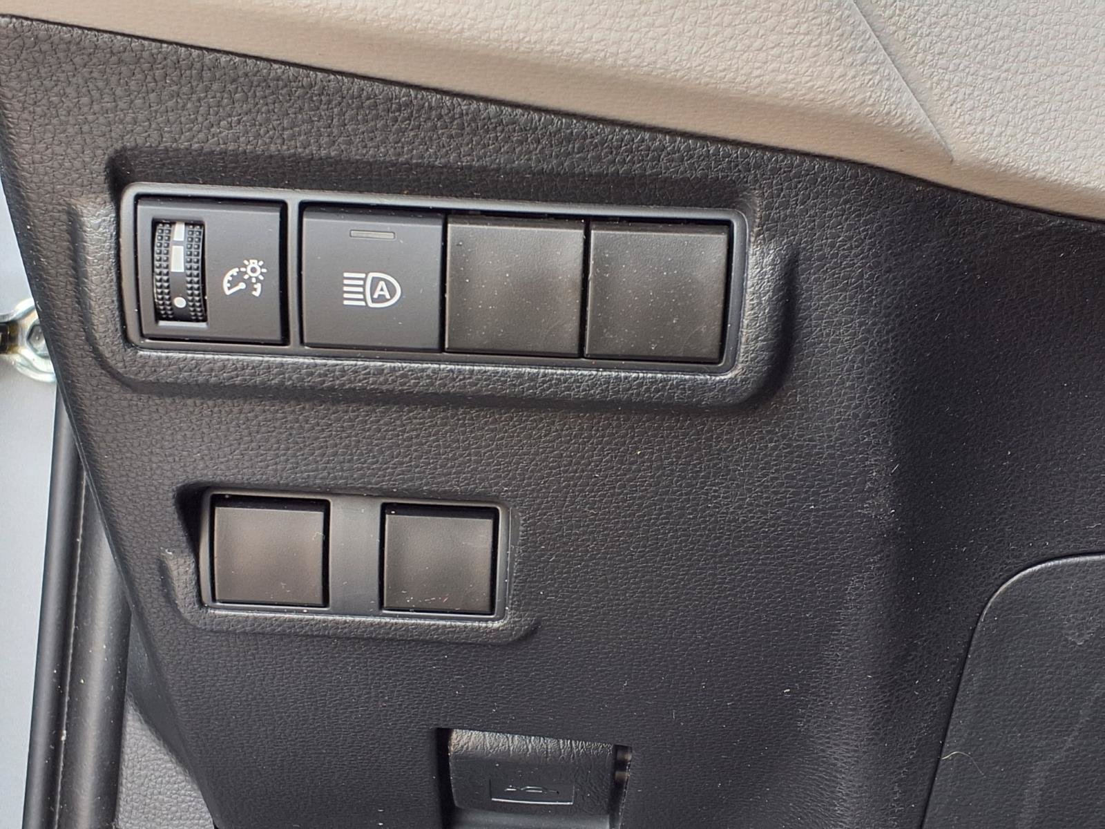Used 2024 Sonic Silver Toyota L image 14