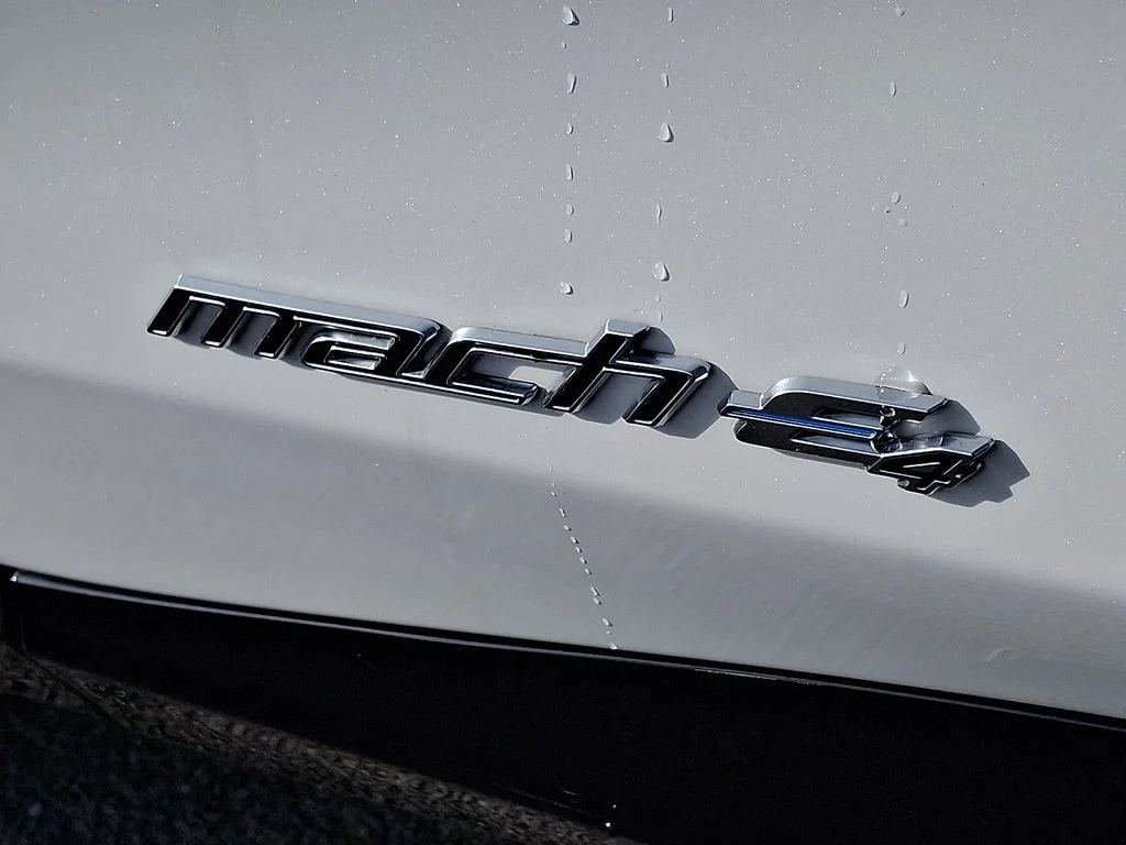 2025 Ford Mustang Mach-E Premium - Photo 31