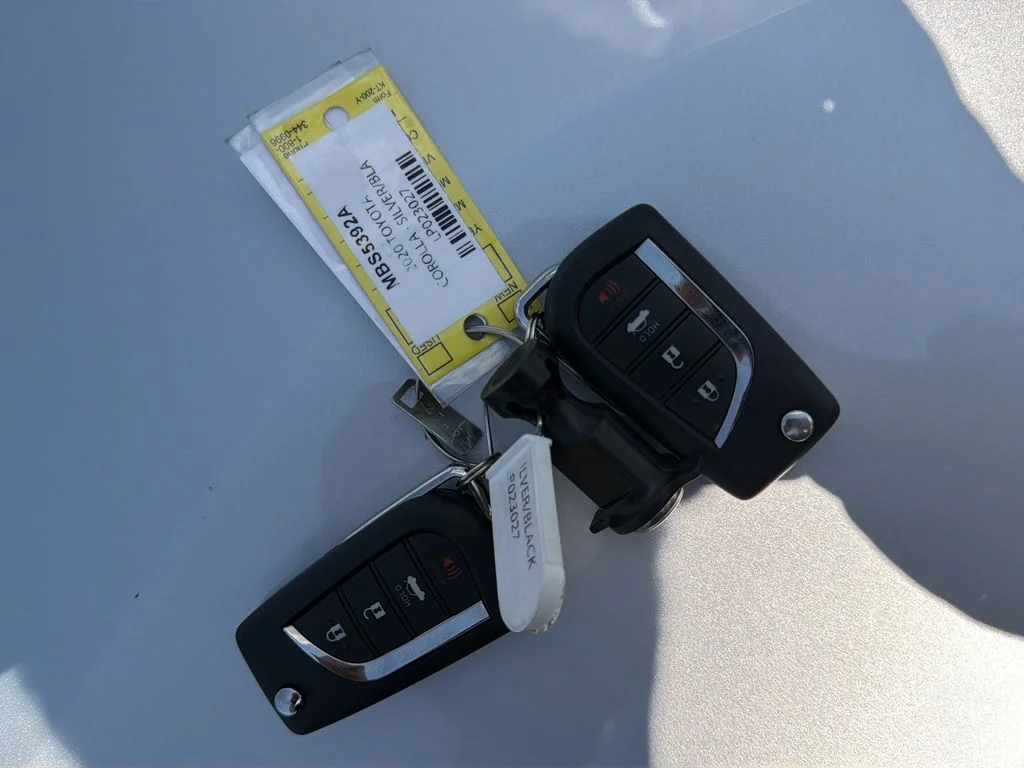 Used 2020 Silver Toyota SE image 37