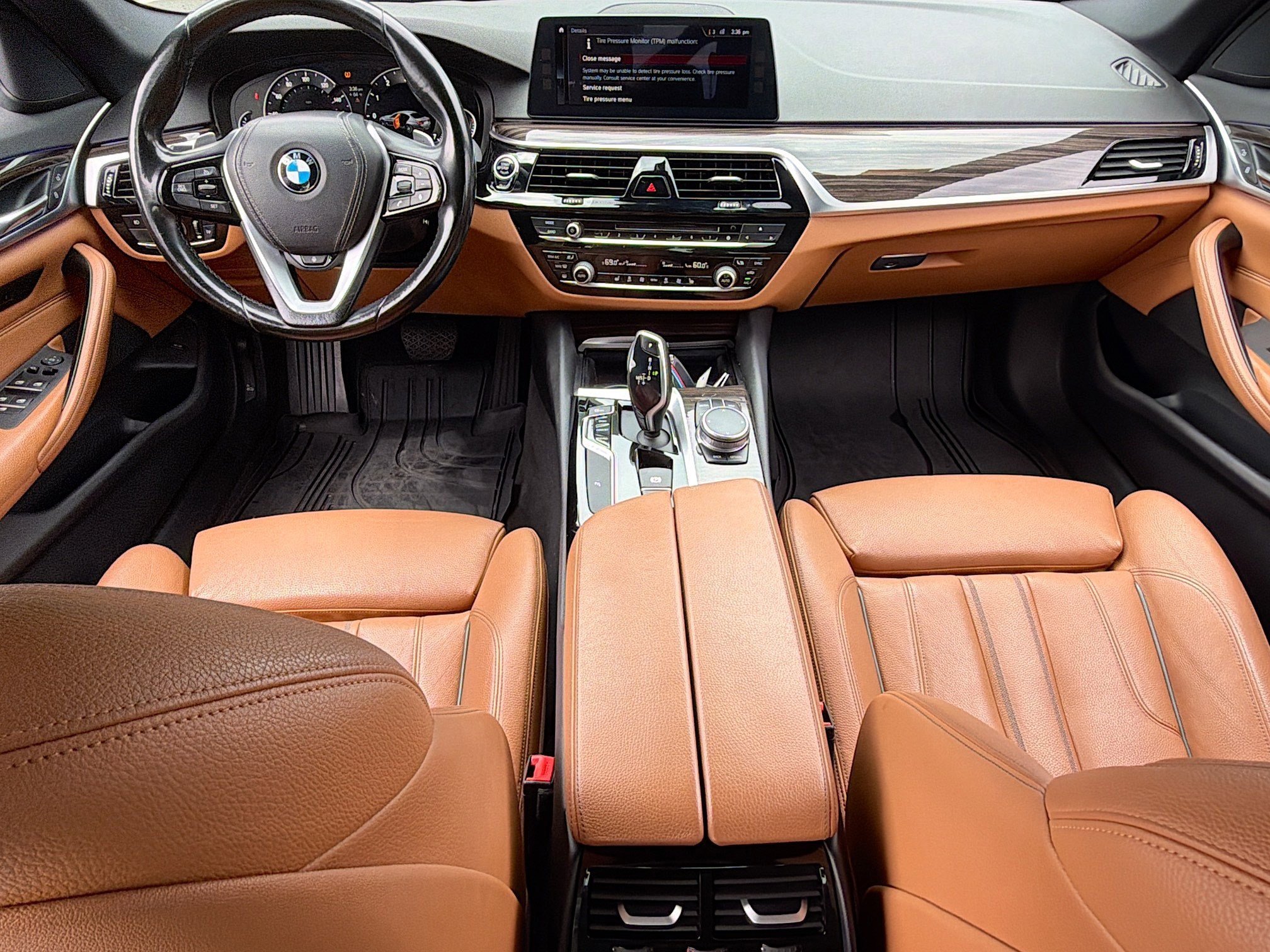 Used 2017 Mediterranean Blue Metallic BMW 530i xDrive image 29