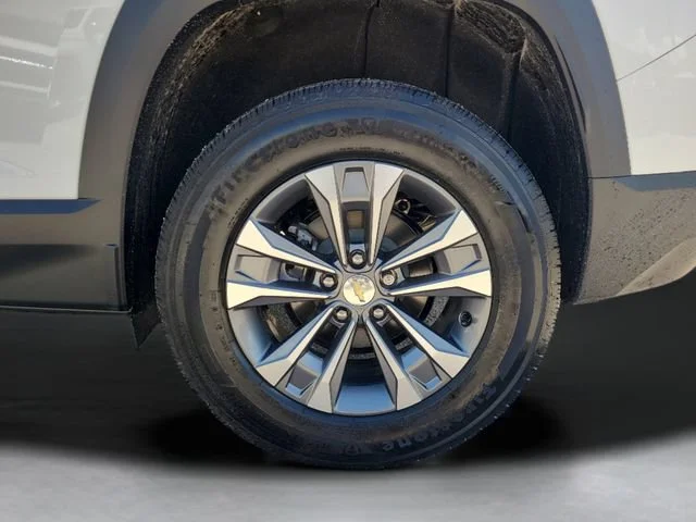 New 2026 Summit White Chevrolet LT image 36