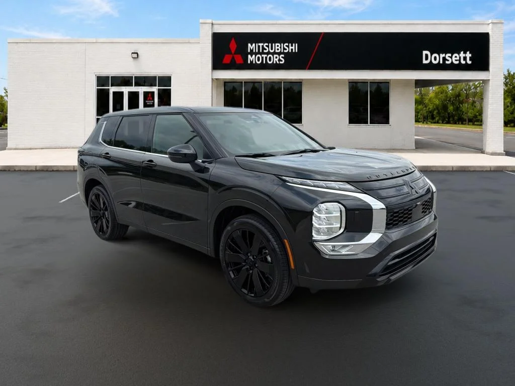New 2026 Black Mitsubishi LE image 4