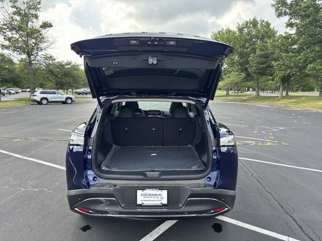 New 2026 Blue Nissan SL image 23