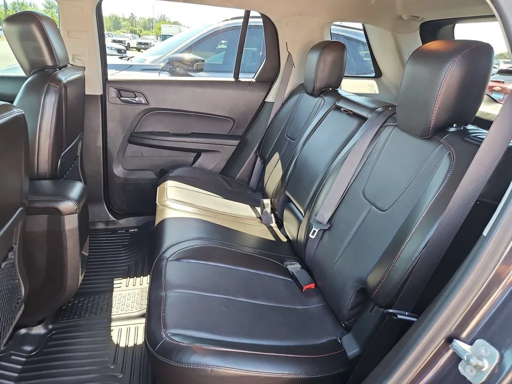 Used 2016 Iridium Metallic GMC SLT image 22