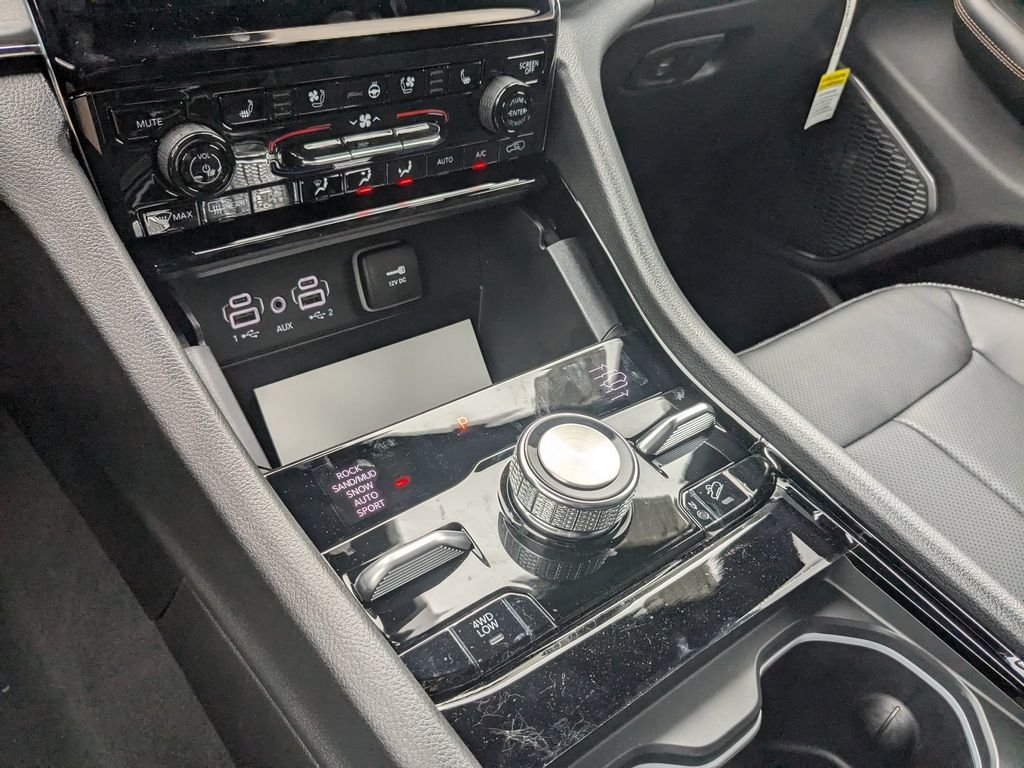 2025 Jeep Grand Cherokee L Overland - Photo 14