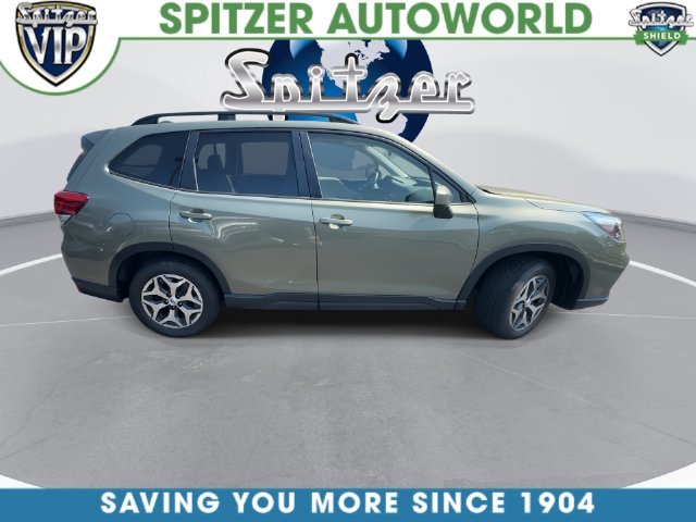 Used 2021 Green Subaru Premium image 10