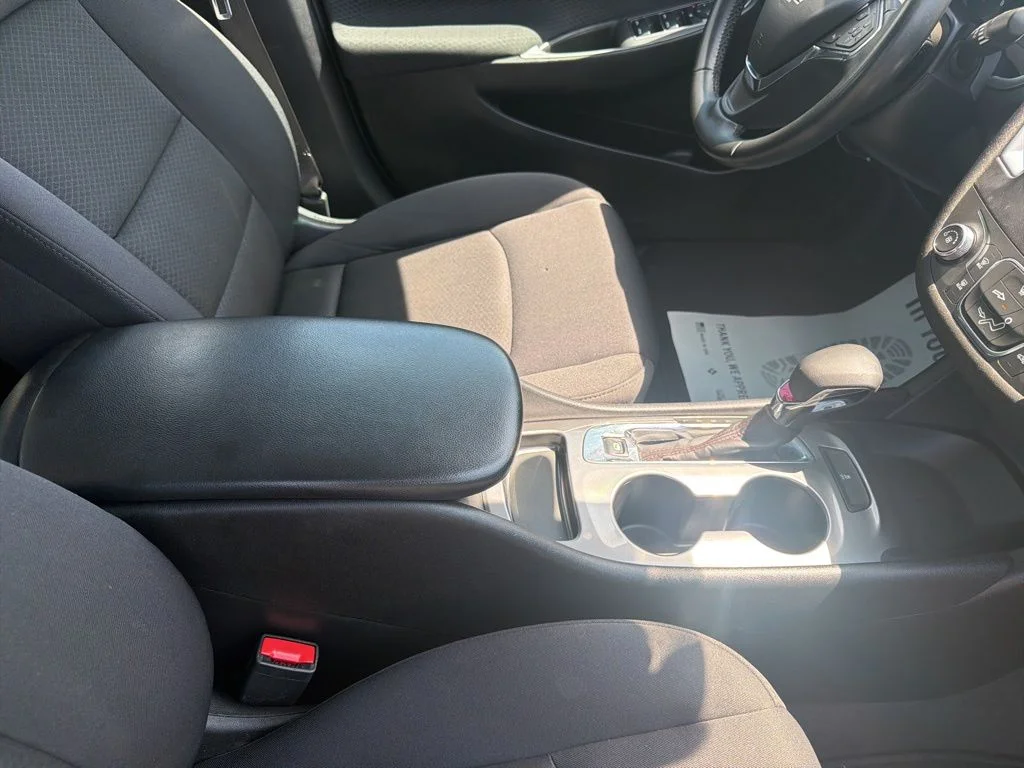 Used 2023 Red Chevrolet RS image 42