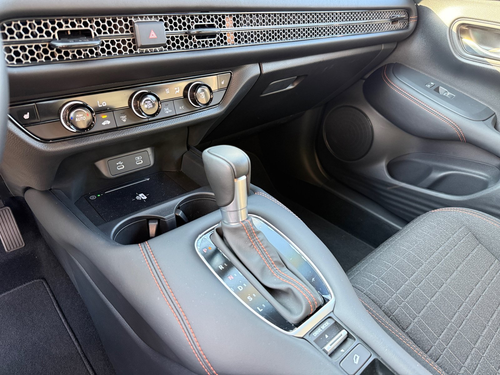 2026 Honda HR-V Sport - Photo 13
