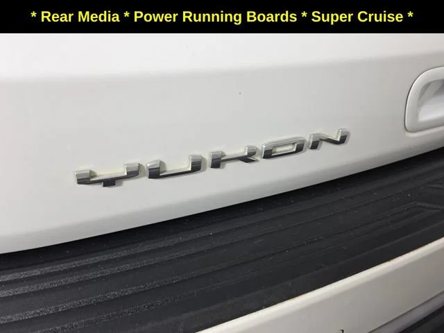 Used 2024 White Frost Tricoat GMC Denali Ultimate image 11