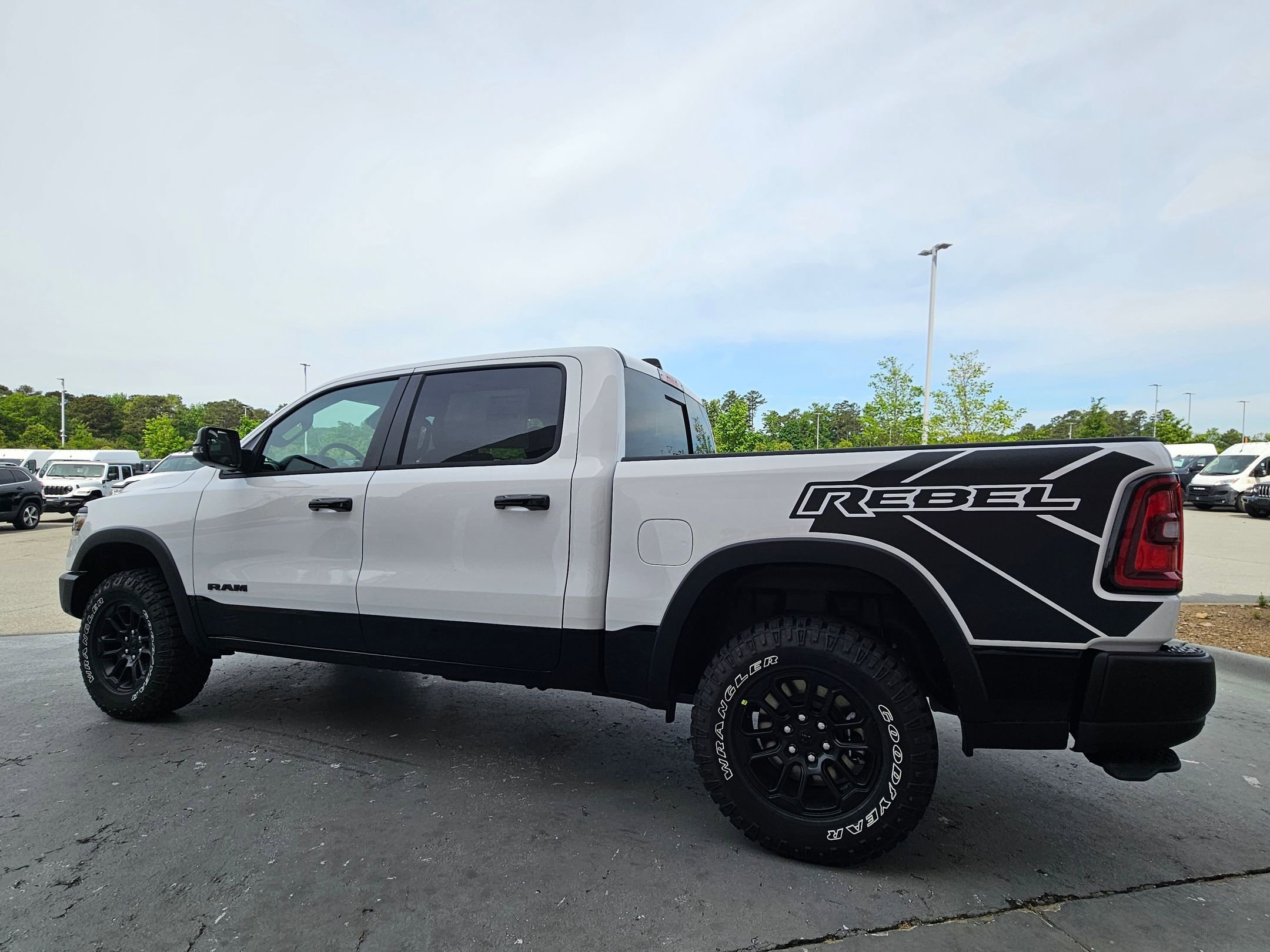 New 2026 Bright White Clear-Coat Exterior Paint RAM Rebel image 5