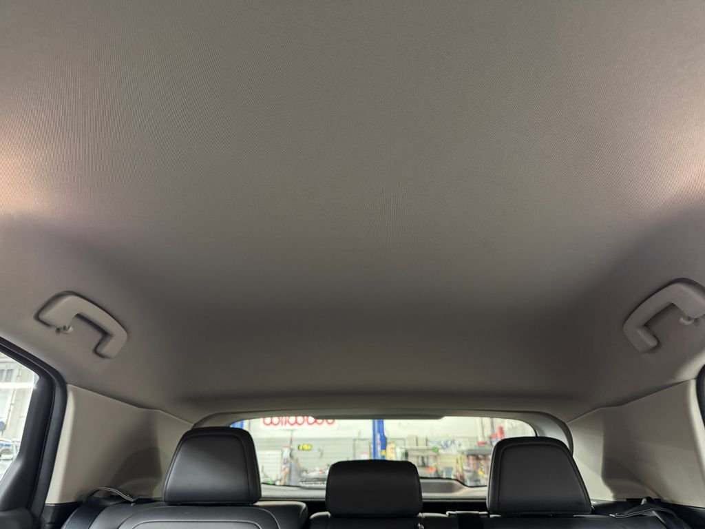 Used 2023 Gun Metallic Nissan ENGAGE image 24
