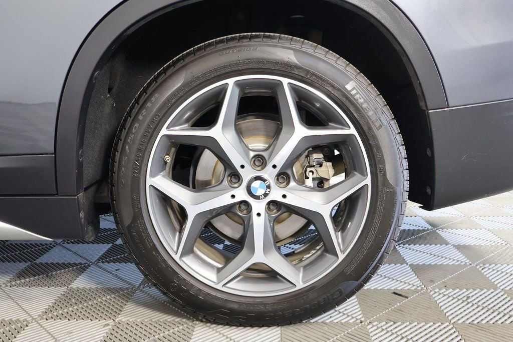 Used 2017 Mineral Gray Metallic BMW xDrive28i image 15