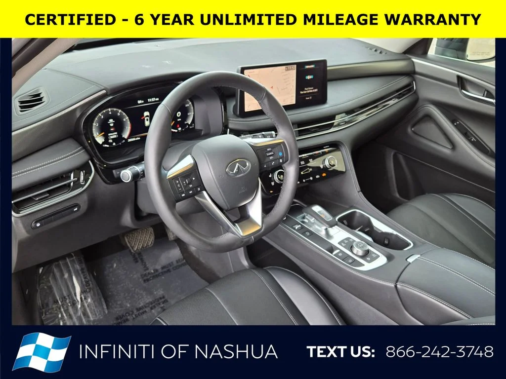 Certified Used 2023 White INFINITI LUXE image 7