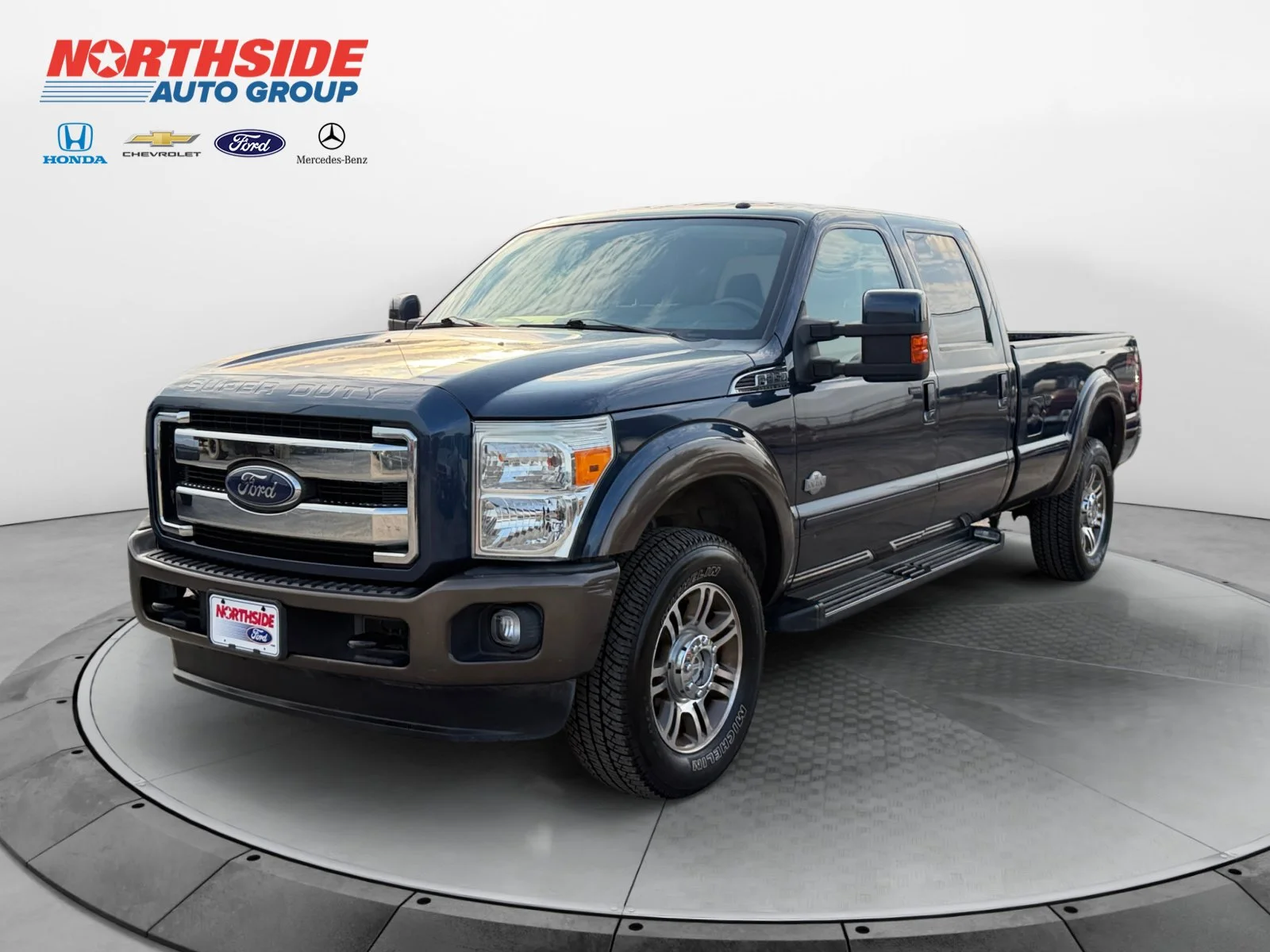 Used 2016 Blue Jeans Metallic Ford King Ranch image 3