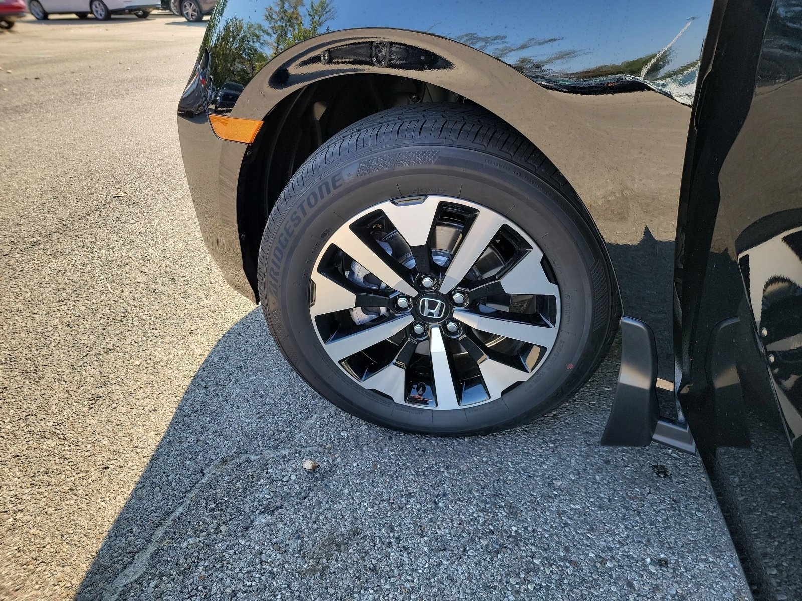 New 2026 Crystal Black Pearl Honda EX-L image 28
