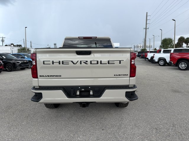 2026 Chevrolet Silverado 1500 Custom - Photo 6