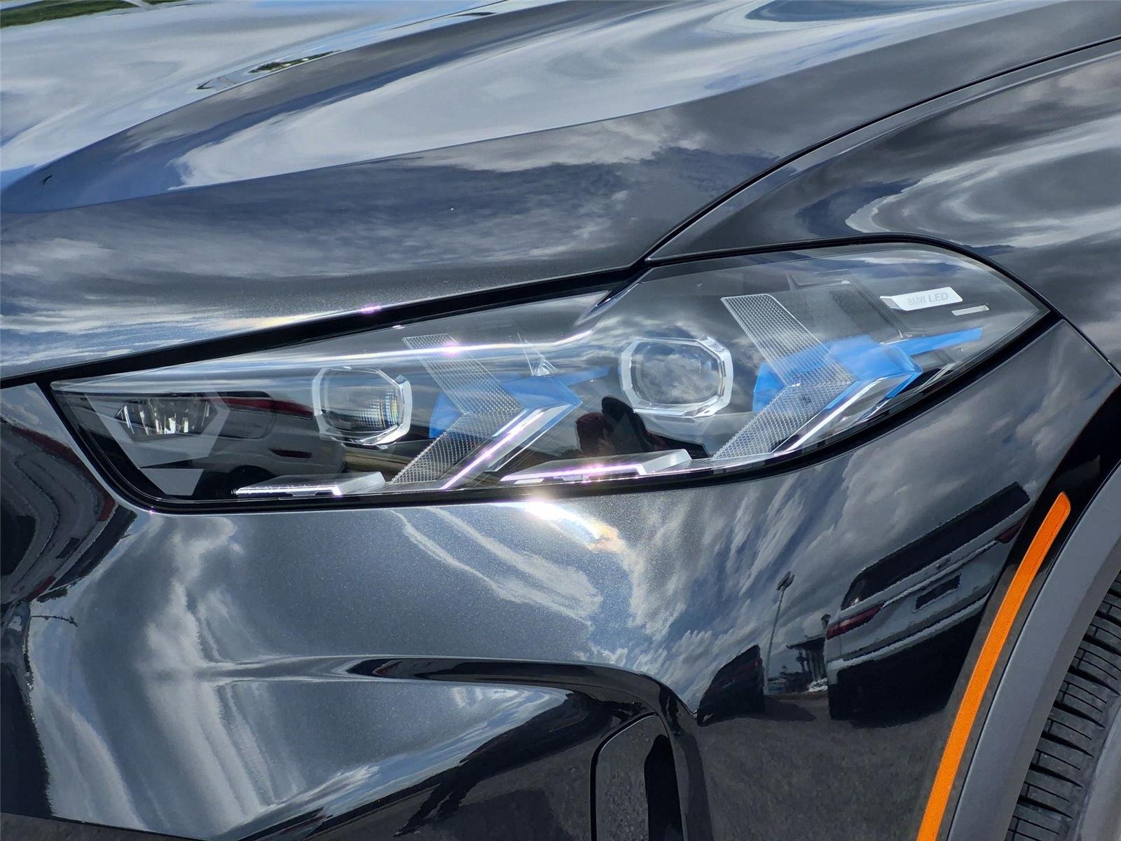 New 2026 Black Sapphire Metallic BMW xDrive50e image 9