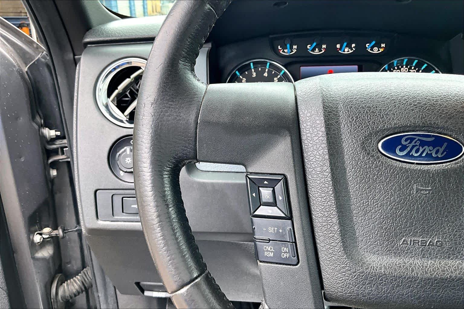 Used 2014 Sterling Gray Metallic Ford XLT image 24