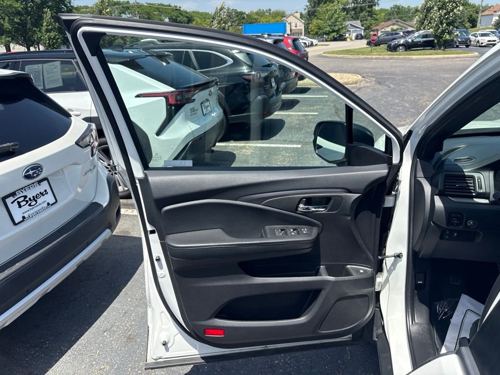 Used 2020 White Honda Sport image 19