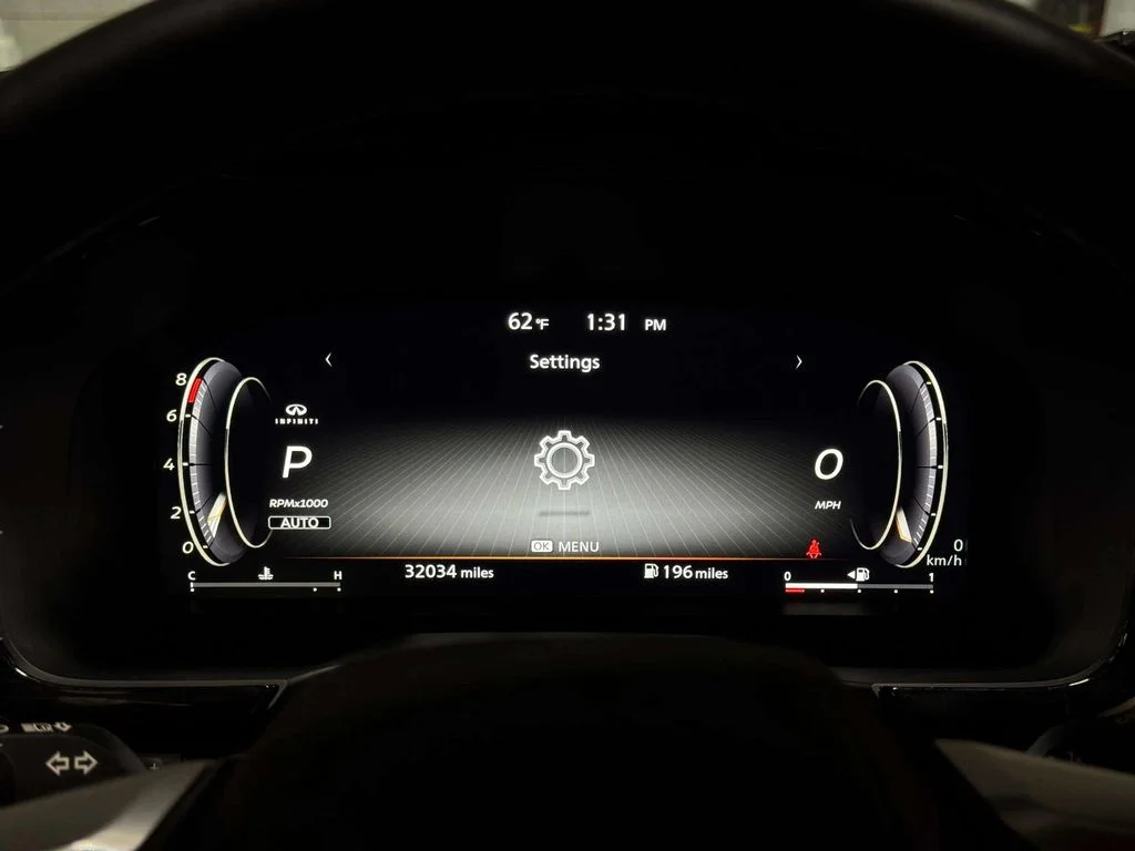 Used 2023 Mineral Black INFINITI Sensory image 12