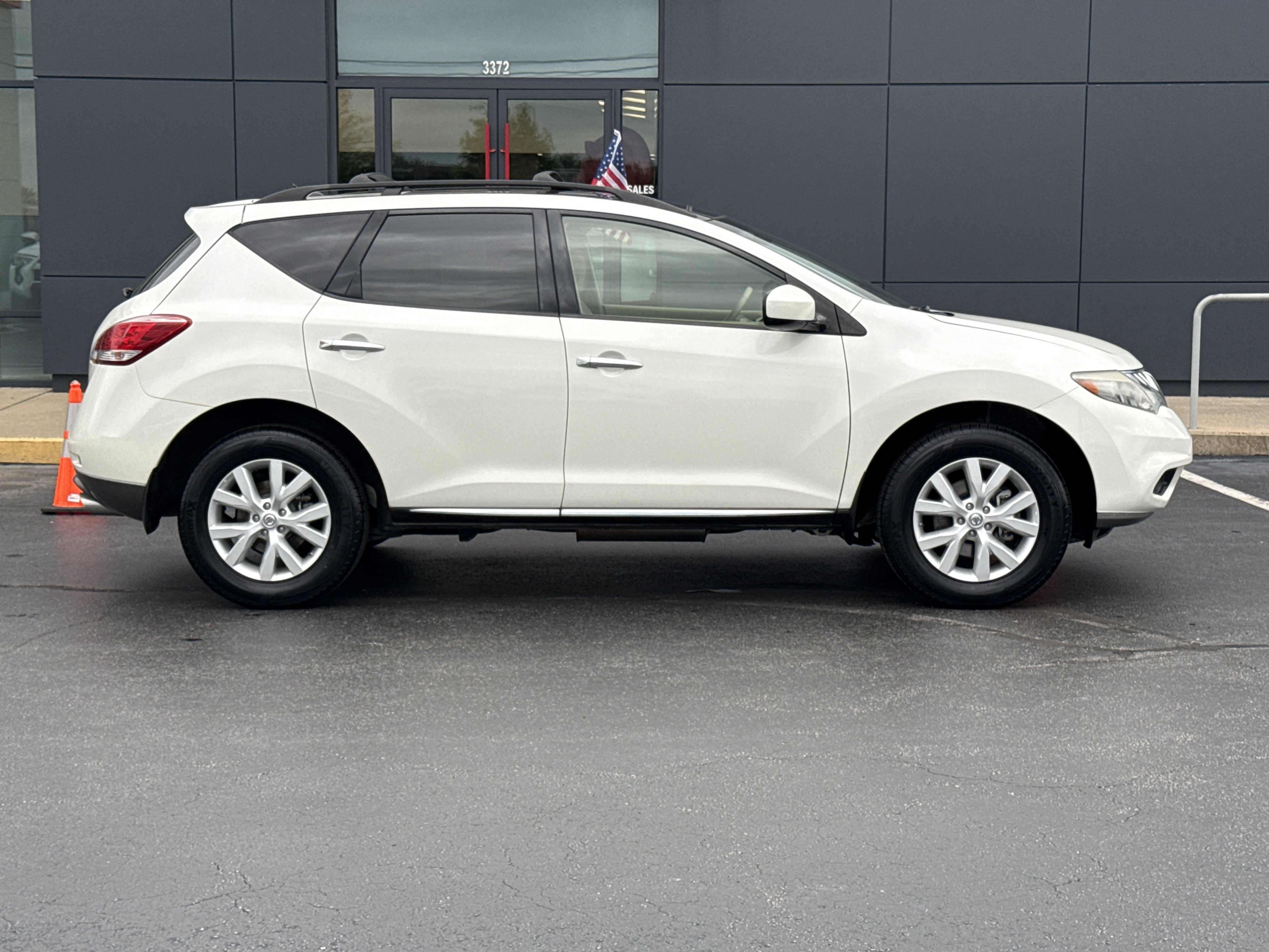 Used 2014 Nissan Murano SL with VIN JN8AZ1MU2EW413351 for sale in Fayetteville, AR