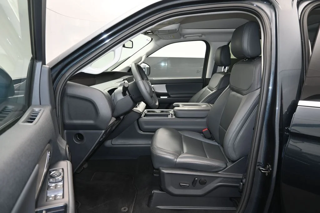 New 2025 Stone Blue Metallic Ford Active image 13