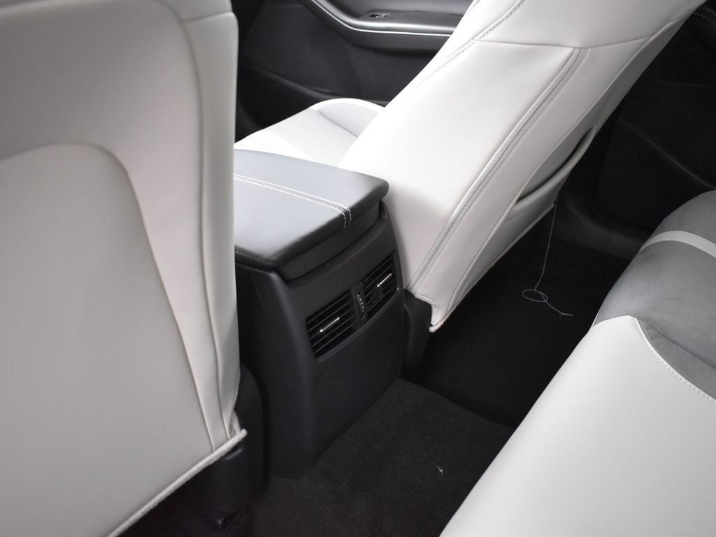 New 2026 Snowflake White Pearl Mazda 2.5 Turbo Aire Edition AWD image 25