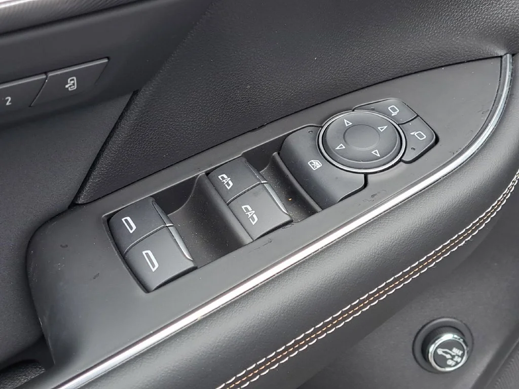 2026 Buick Envision Sport Touring - Photo 18