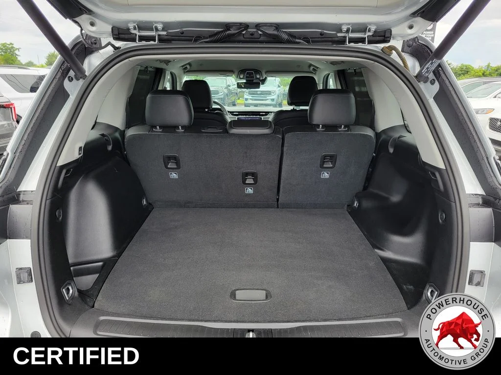 Used 2023 Silver Jeep Limited image 14