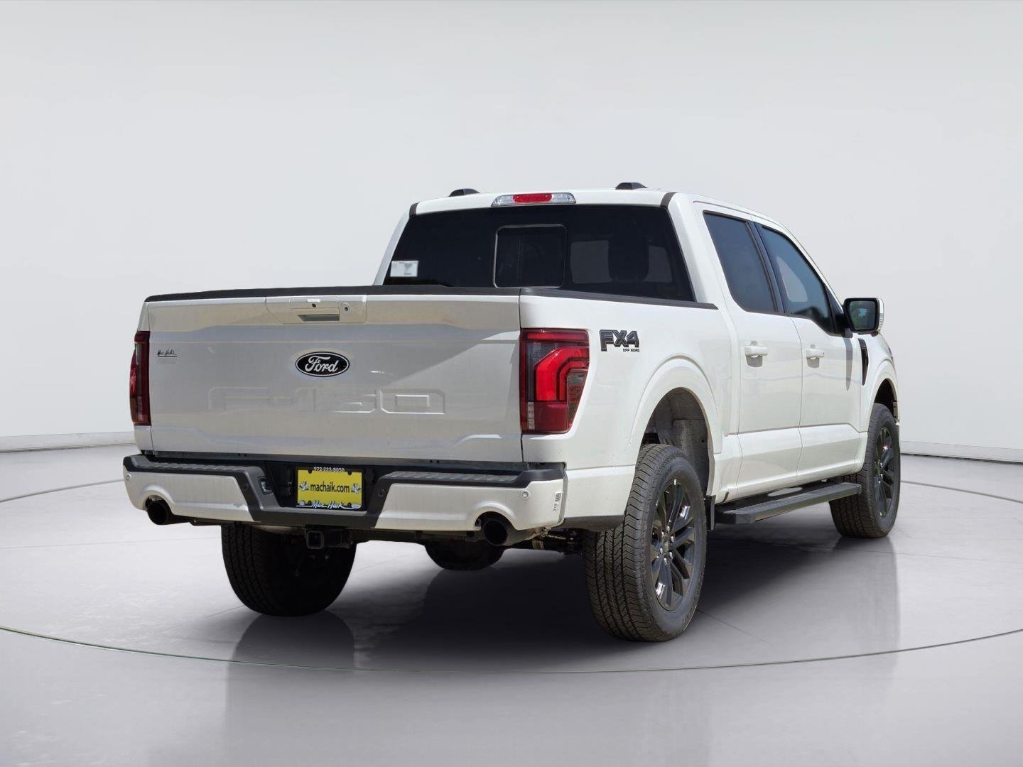 New 2026 Star White Metallic Tri-Coat Ford Lariat® image 4