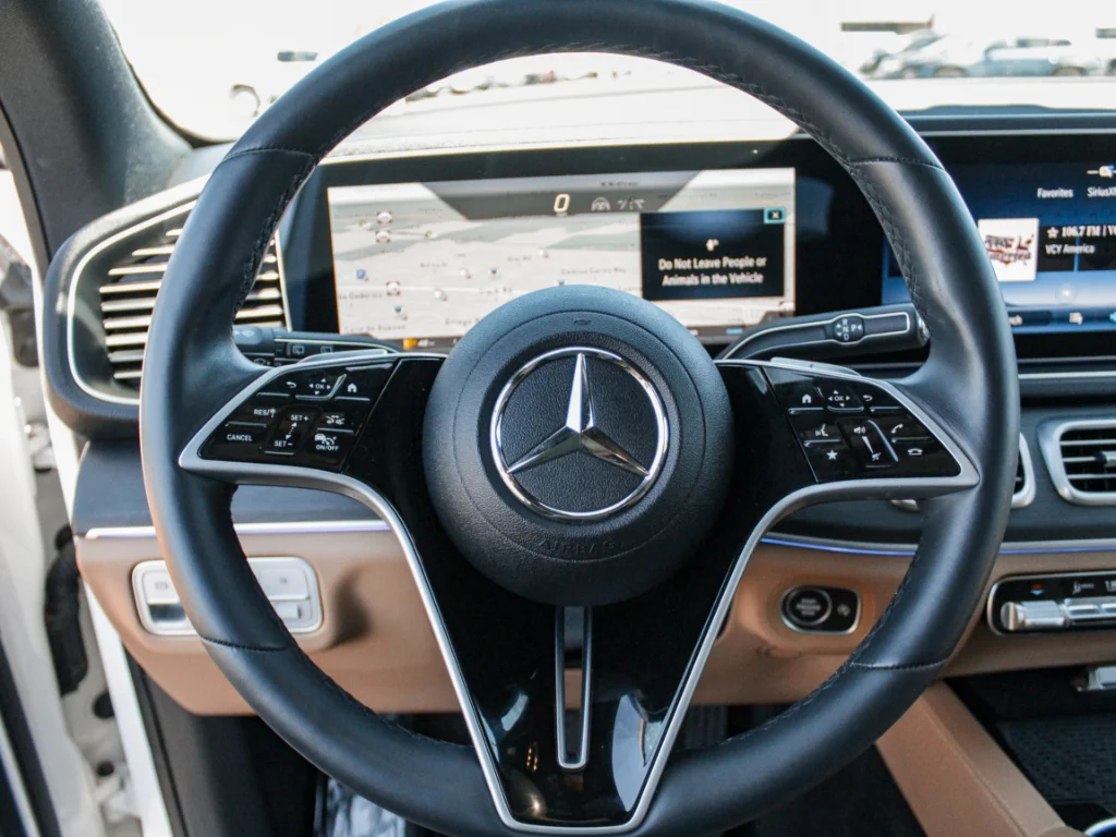 Used 2024 Polar White Mercedes-Benz GLE350 4MATIC® image 13