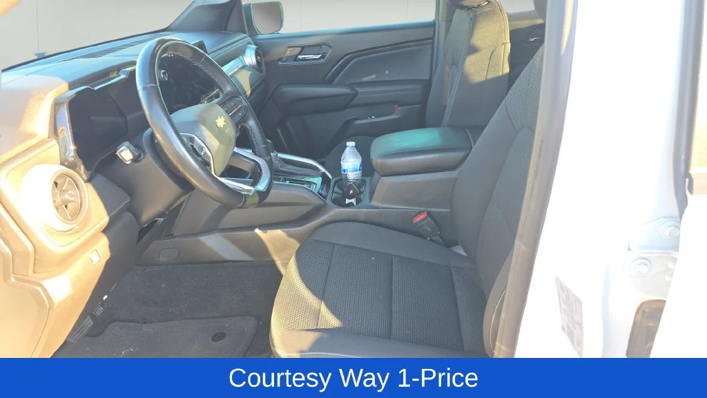 Used 2024 White Chevrolet LT image 13