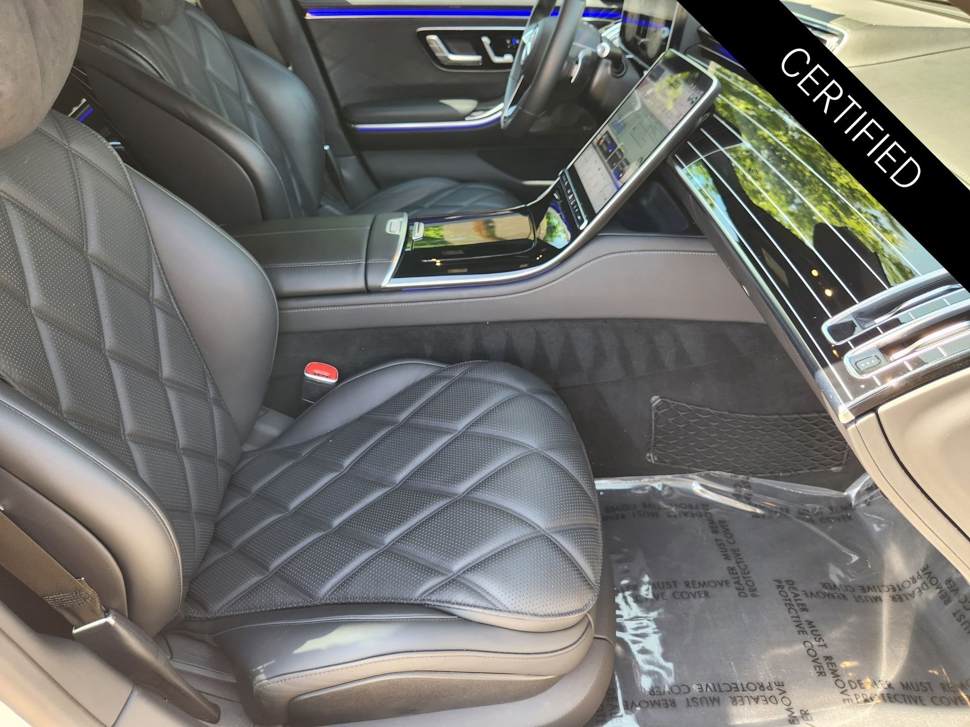 Certified Used 2023 MANUFAKTUR Cashmere White Magno Mercedes-Benz Maybach S 680 image 3