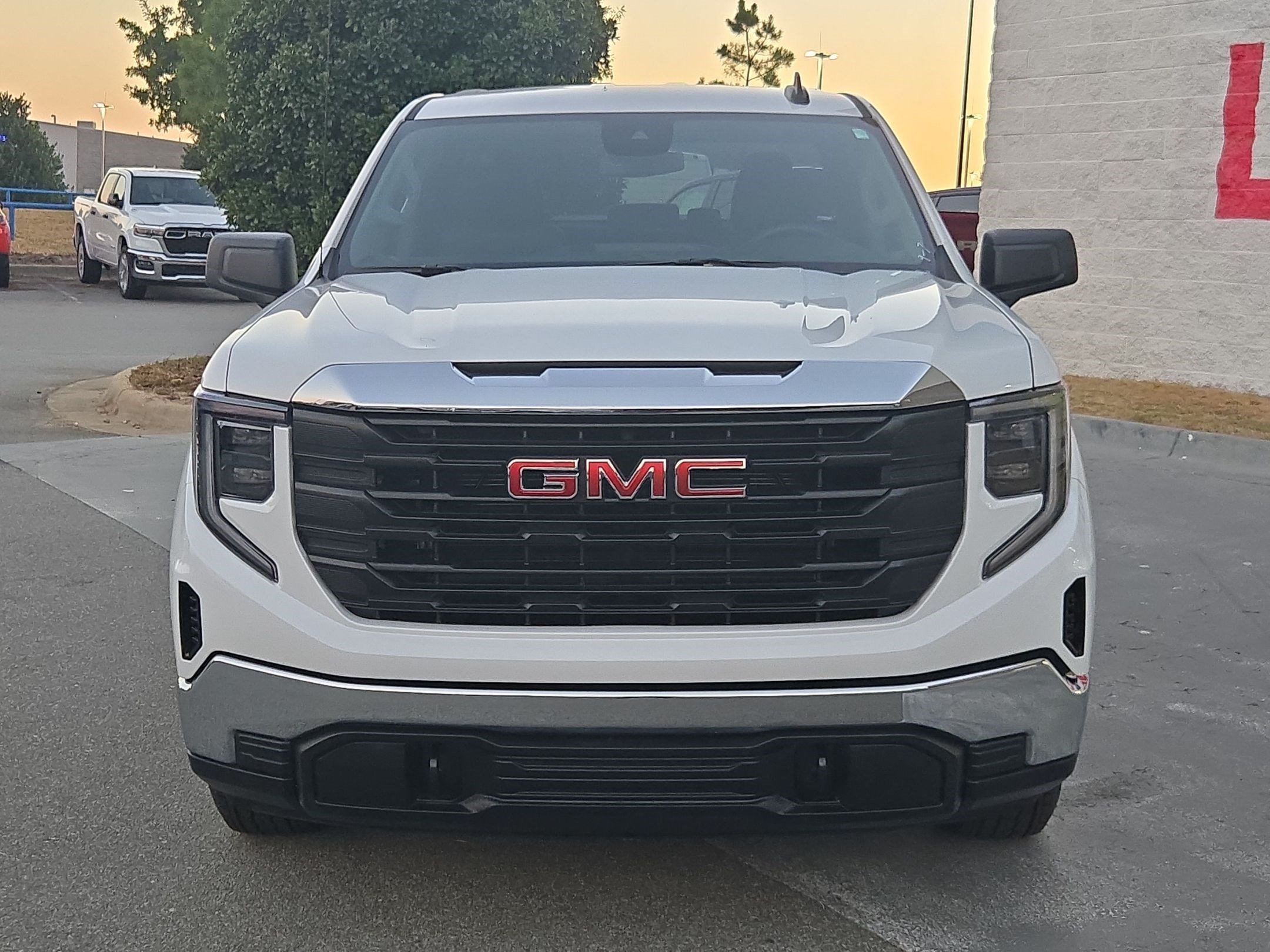 Used 2025 GMC Sierra 1500 Pro with VIN 1GTRHAED6SZ139100 for sale in Little Rock