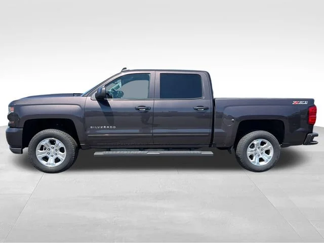 Used 2016 Chevrolet Silverado 1500 LT with VIN 3GCUKREC5GG159685 for sale in Medford, WI