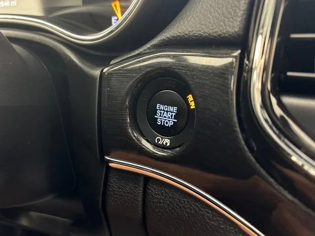 Used 2021 Red Jeep Trailhawk image 44