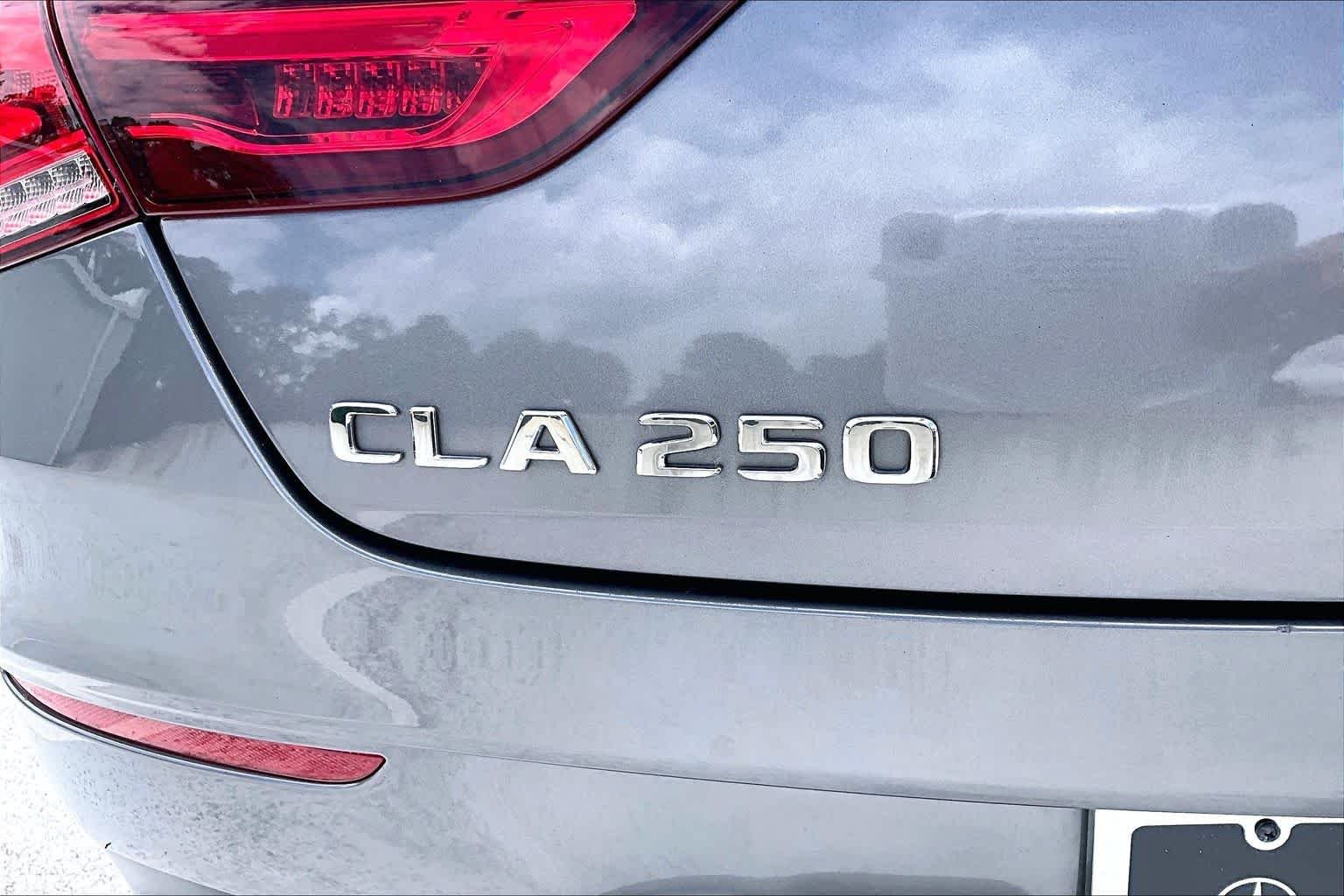 Used 2023 Mountain Grey Metallic Mercedes-Benz CLA 250 image 31