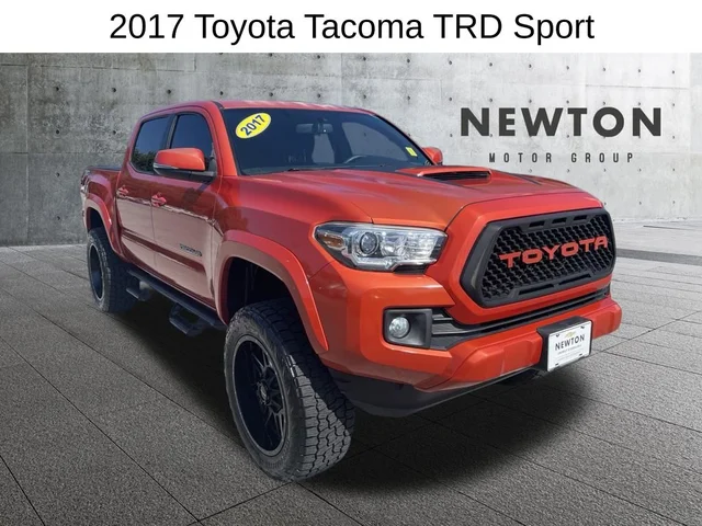Pre-Owned 2017 Toyota Tacoma TRD Sport