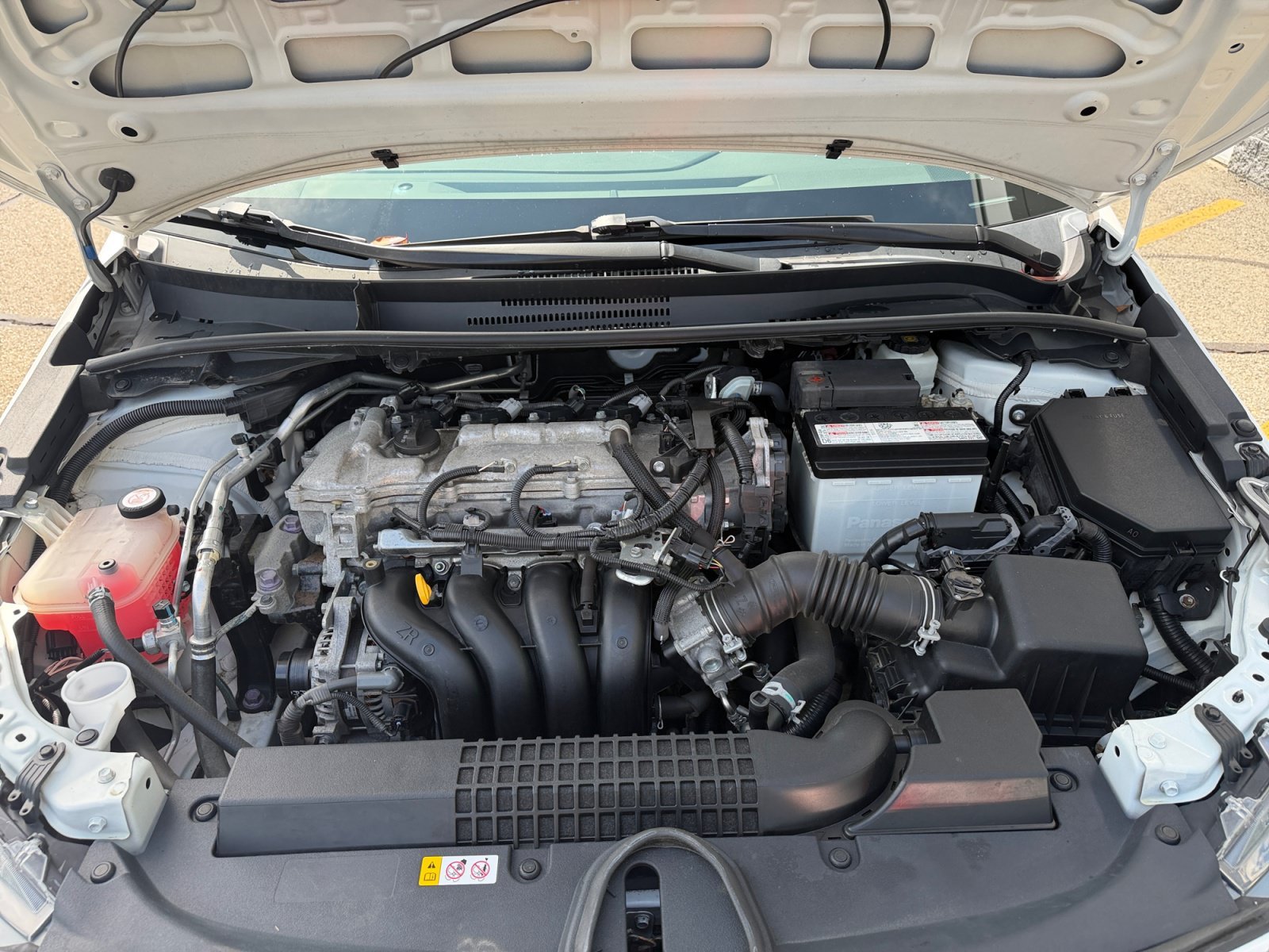 Used 2020 Super White Toyota LE image 6